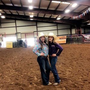 Meet your Posher, Mitze